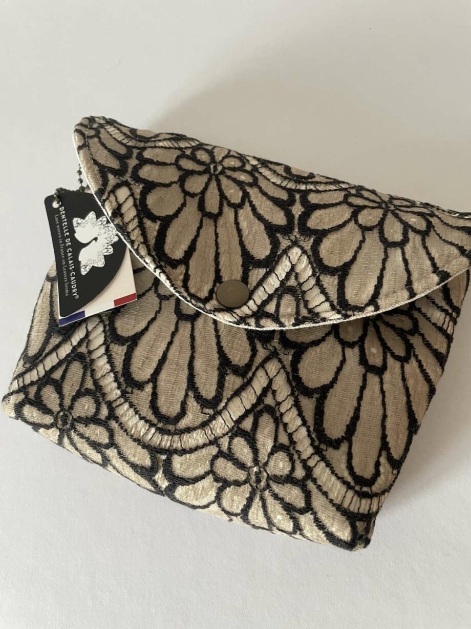 Pochette pression en dentelle Calais-Caudry  - Valencroix